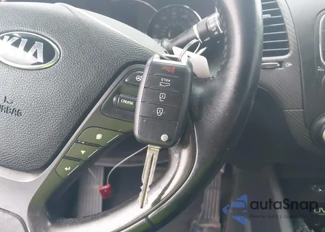 2015 Kia Forte Ex z USA, uszkodzony, nr VIN KNAFX4A85F5322899